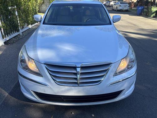 2014 Hyundai Genesis 3.8