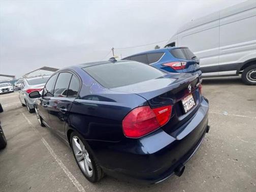 2011 BMW 335 335i