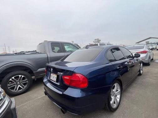 2011 BMW 335 335i