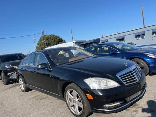 2011 Mercedes-Benz S-Class 4MATIC