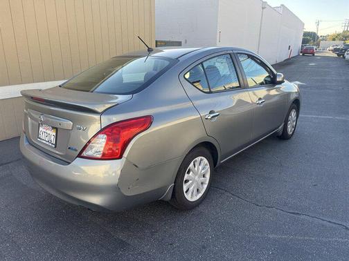 2013 Nissan Versa 1.6 SL