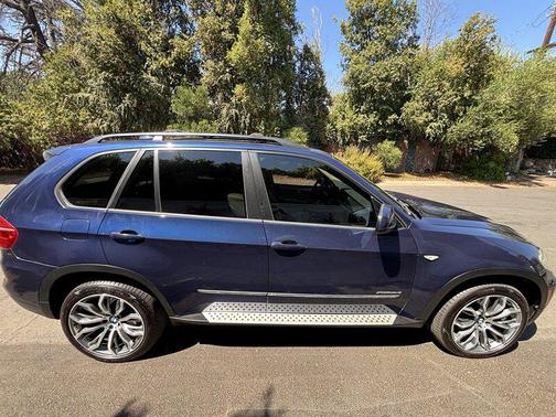 Deep Sea Blue Metallic 2012 BMW X5 xDrive35d