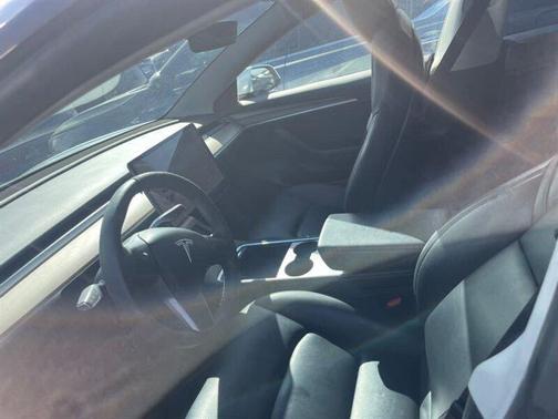 2022 Tesla Model 3 Standard Range