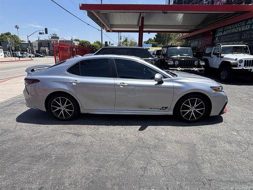 Celestial Silver Metallic 2023 Toyota Camry SE