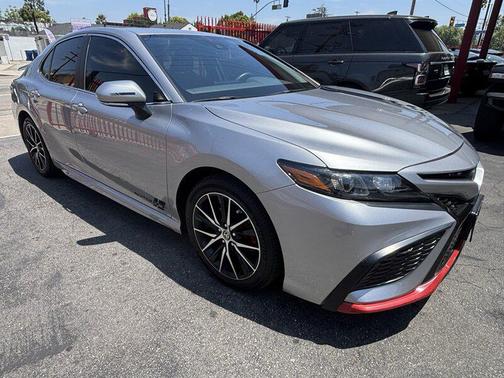 Celestial Silver Metallic 2023 Toyota Camry SE