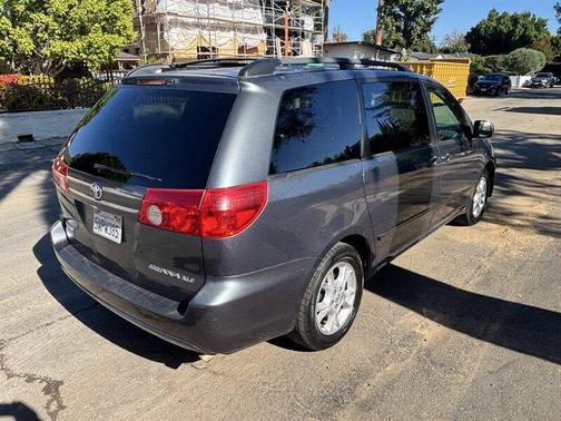2006 Toyota Sienna XLE