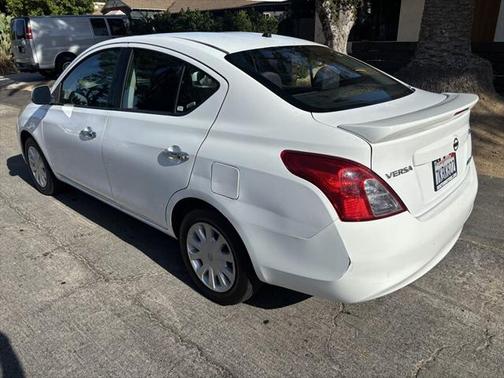 2013 Nissan Versa 1.6 S