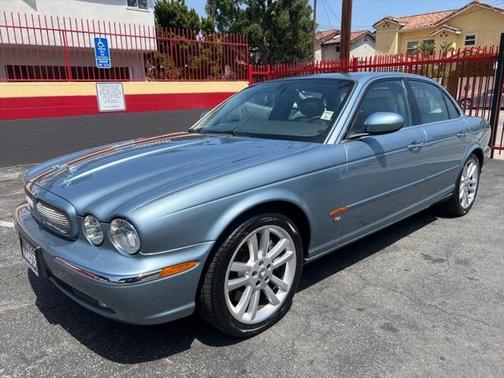 2004 Jaguar XJ Base