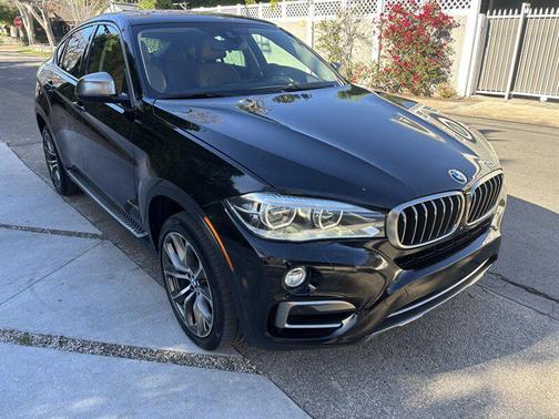 2015 BMW X6 xDrive50i