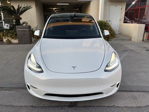 2021 Tesla Model Y Standard Range Rear-Wheel Drive