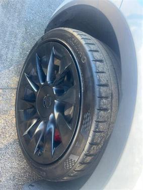 2021 Tesla Model Y Standard Range Rear-Wheel Drive