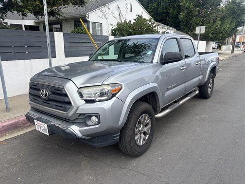 2017 Toyota Tacoma SR5