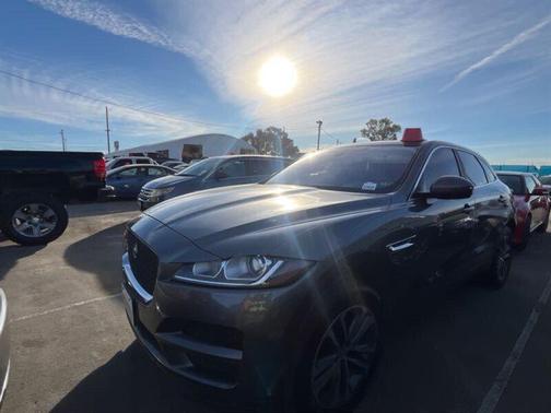 2019 Jaguar F-PACE 25t Premium