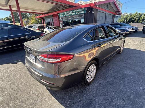 2019 Ford Fusion S