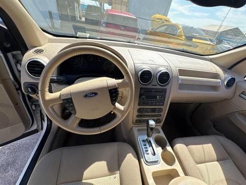 2005 Ford Freestyle SEL