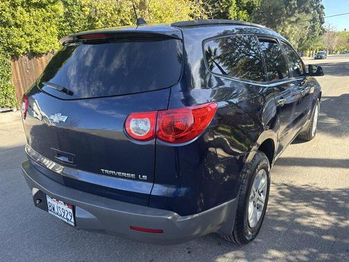 2012 Chevrolet Traverse LS