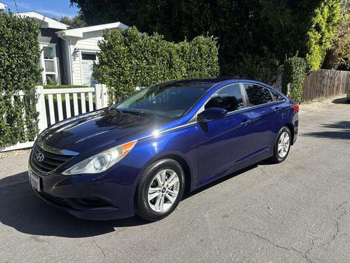 2014 Hyundai SONATA GLS
