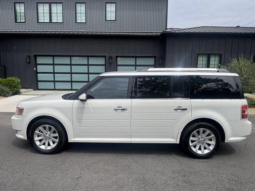 Mediterranean Blue Metallic 2011 Ford Flex SEL