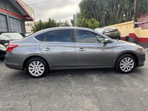 Gun Metallic 2018 Nissan Sentra S
