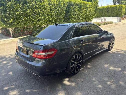 2010 Mercedes-Benz E-Class E 550 Sport