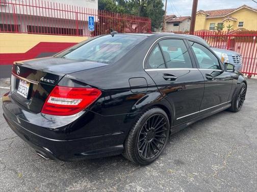 2012 Mercedes-Benz C-Class C 300 4MATIC Luxury