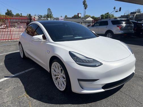 2020 Tesla Model 3 Long Range