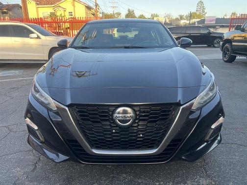 2020 Nissan Altima SR FWD