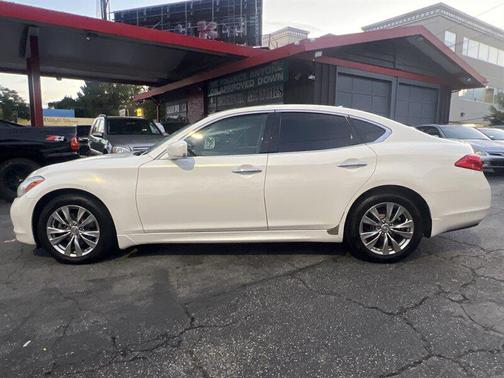 2011 INFINITI M37 Base