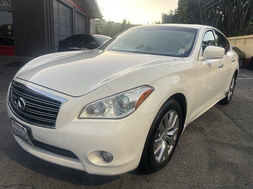 2011 INFINITI M37 Base