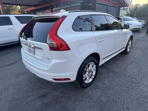2016 Volvo XC60 T5 Drive-E