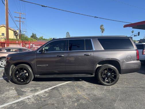2017 Chevrolet Suburban LT