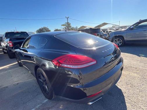 2014 Porsche Panamera 4