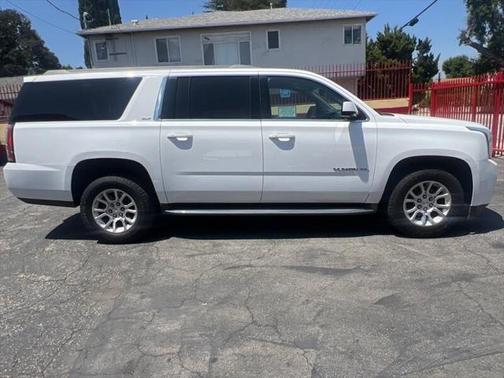 2016 GMC Yukon XL SLT
