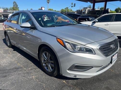 2016 Hyundai SONATA SE
