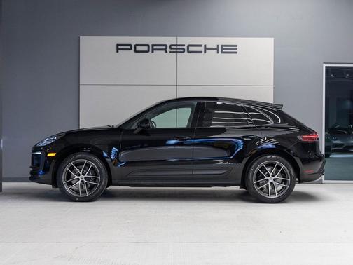 2026 Porsche Macan 