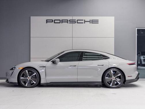 2021 Porsche Taycan Turbo S