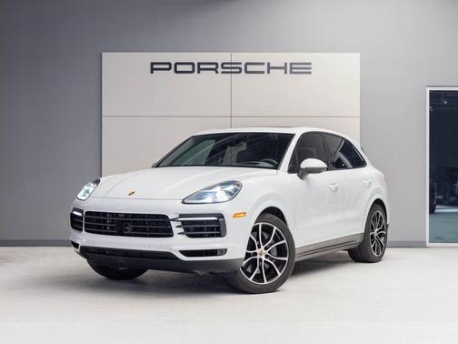 2023 Porsche Cayenne Platinum Edition