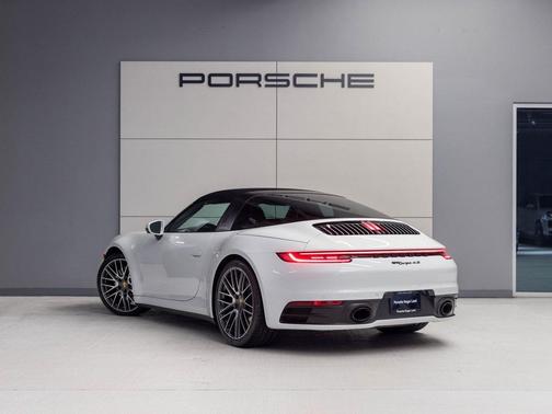 2024 Porsche 911 Targa 4S