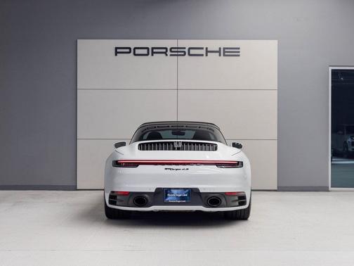 2024 Porsche 911 Targa 4S