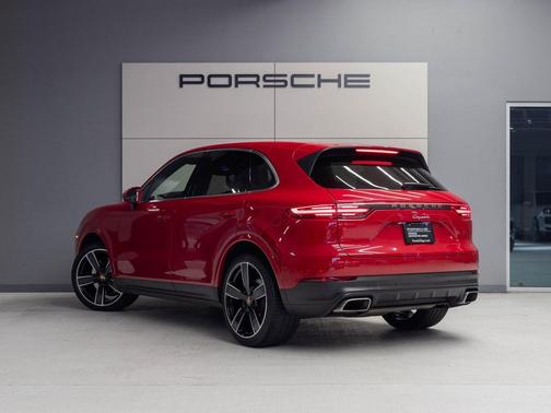2022 Porsche Cayenne Cayenne