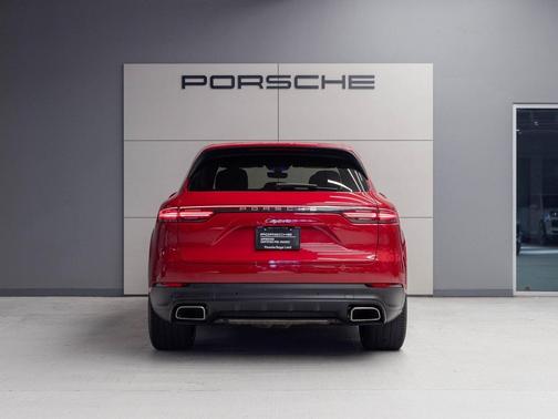 2022 Porsche Cayenne Cayenne