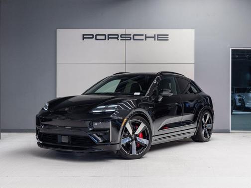 Jet Black Metallic 2025 Porsche Macan Macan Electric Turbo