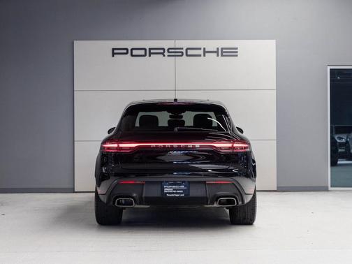 2024 Porsche Macan T