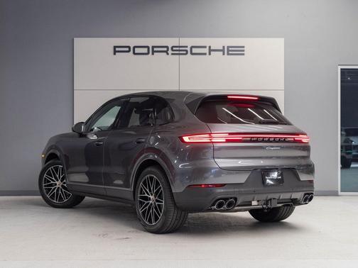 2025 Porsche Cayenne Cayenne
