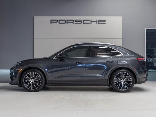 2024 Porsche Macan 4
