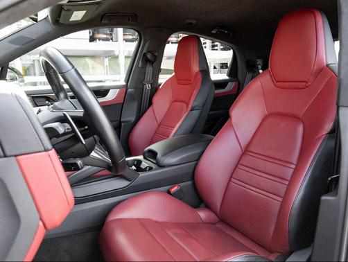 2024 Porsche Cayenne Turbo GT