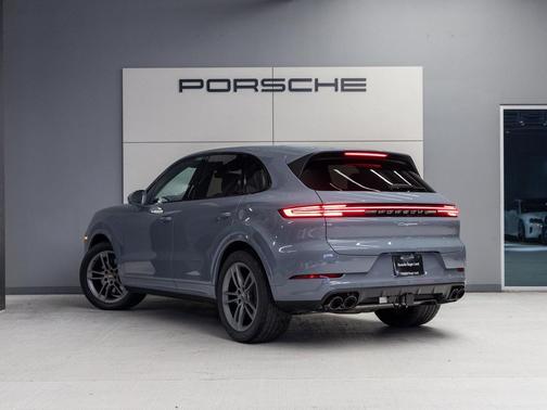 2026 Porsche Cayenne Cayenne