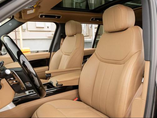 2025 Land Rover Range Rover P400 SE