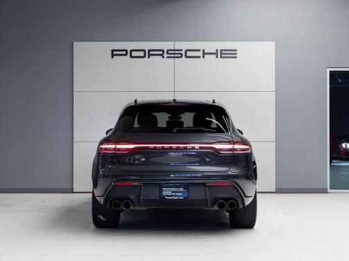 2023 Porsche Macan 
