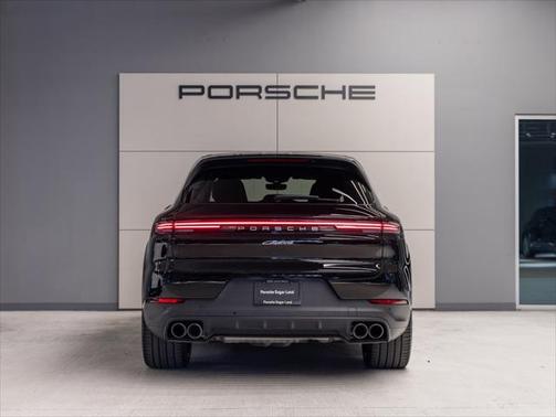 2024 Porsche Cayenne E-Hybrid S